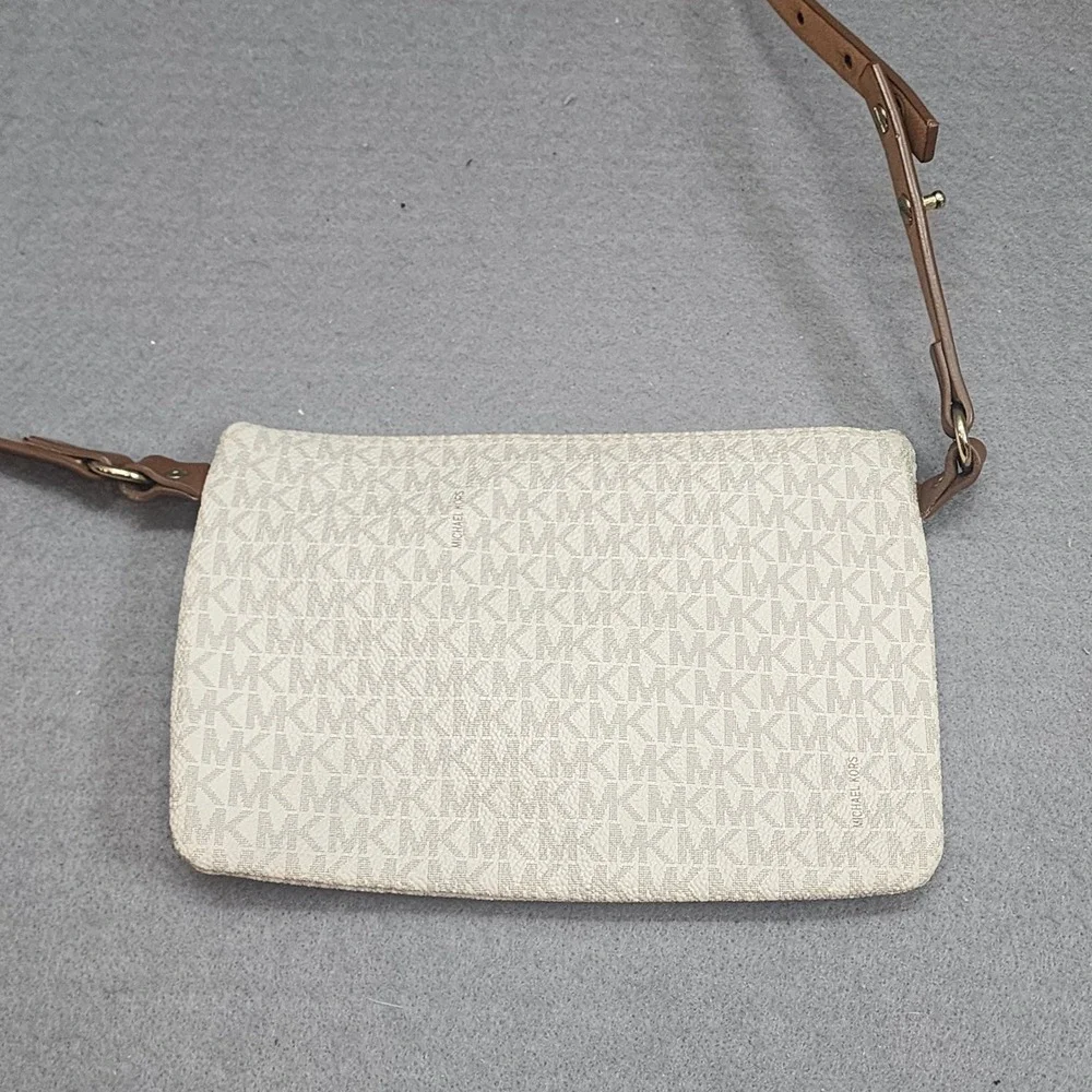 Michael Kors Belt Bag Vanilla‎ Acorn Monogram Gold Chain Women Small